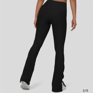 Halara ribbed black yoga pants NWT